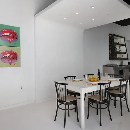 Brothers House Арресифе